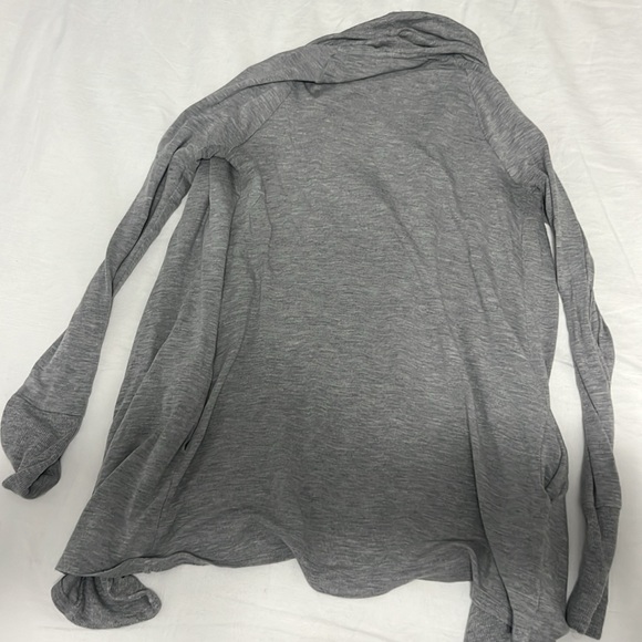 Lilly Pulitzer Elyssa Wrap - Picture 3 of 5